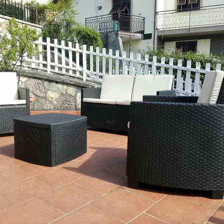 Golfo Dei Poeti Apartment *