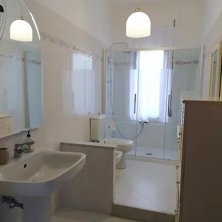 Apartament Golfo Dei Poeti