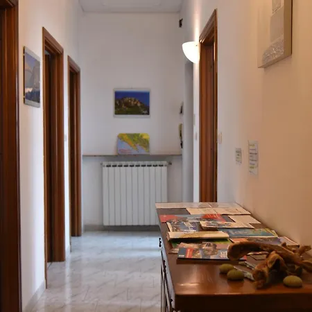 Golfo Dei Poeti Apartament *